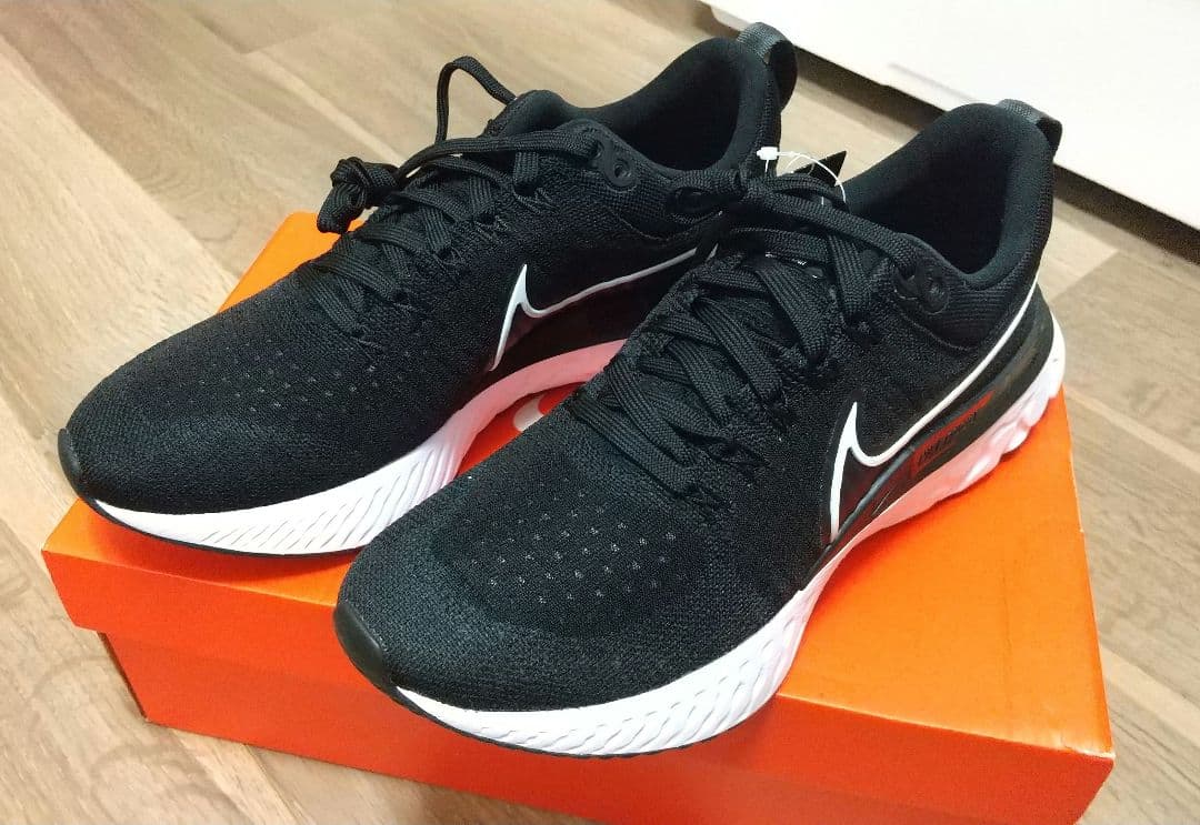 ナイキ リアクト インフィニティ ラン フライニット 2 ブラック 26.5cm