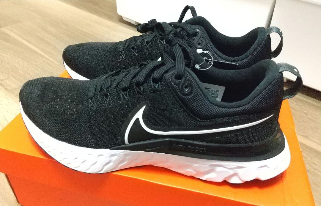 ナイキ リアクト インフィニティ ラン フライニット 2 ブラック 26.5cm