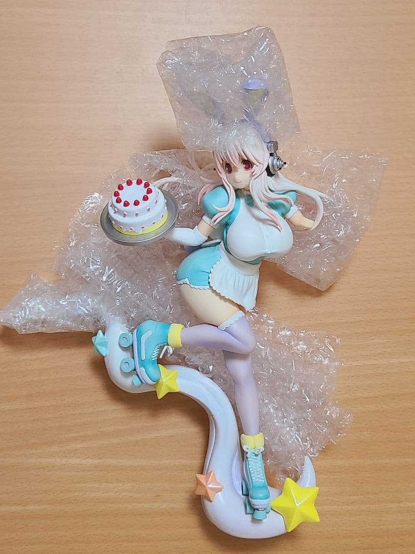 すーぱーそに子 ふゅーちゃー☆うぇいとれす A賞 プレミアムフィギュア