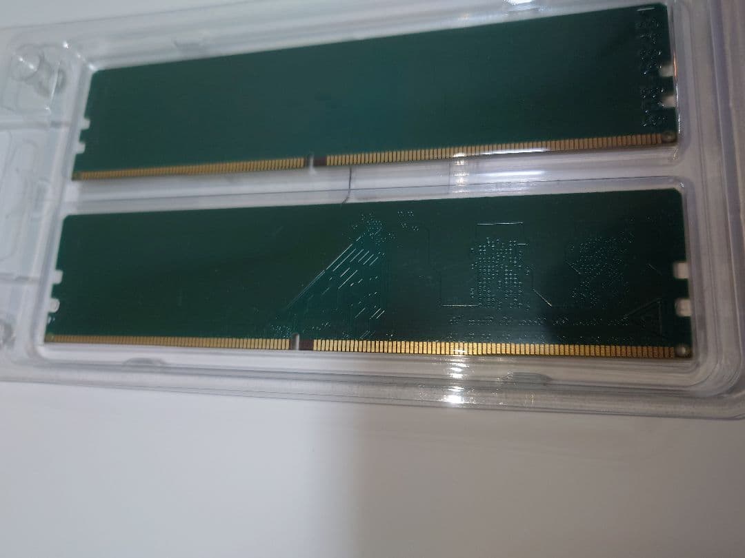 【未使用】Crucial 16GB KIT DDR4 UDIMM