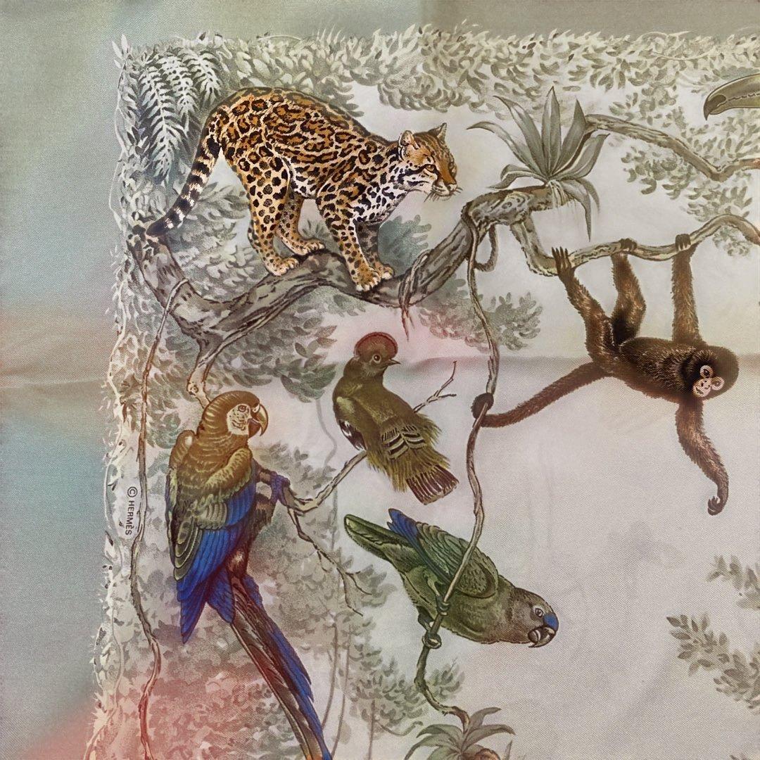 HERMÈS 鳥デザイン シルクスカーフ