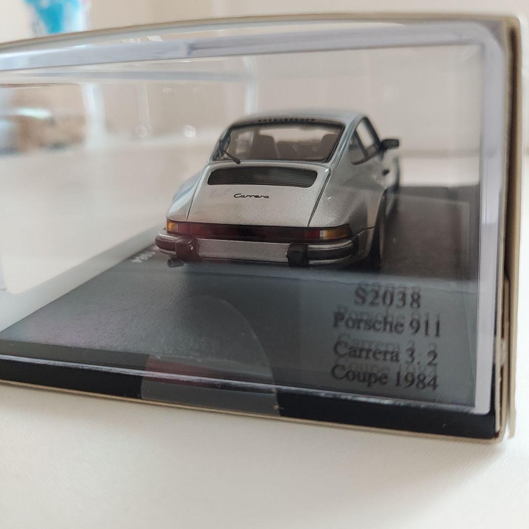 スパーク 1/43 ポルシェ 911 カレラ3.2