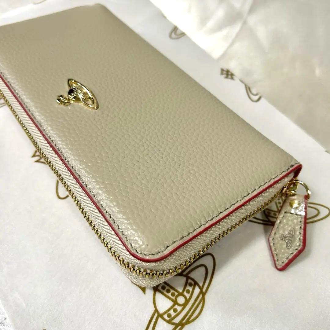 謹賀新年プレゼント『新品未使用』Vivienne Westwood 長財布