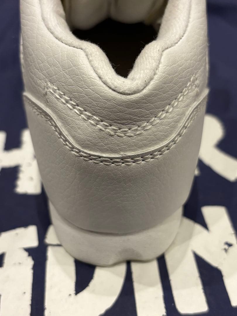 チアリーディングシューズ　varsity 19.0cm