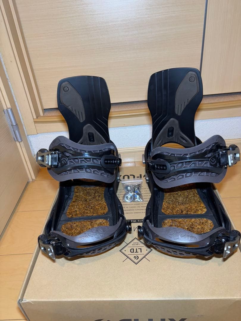 FLUX XF LTD S 19-20ビンディング