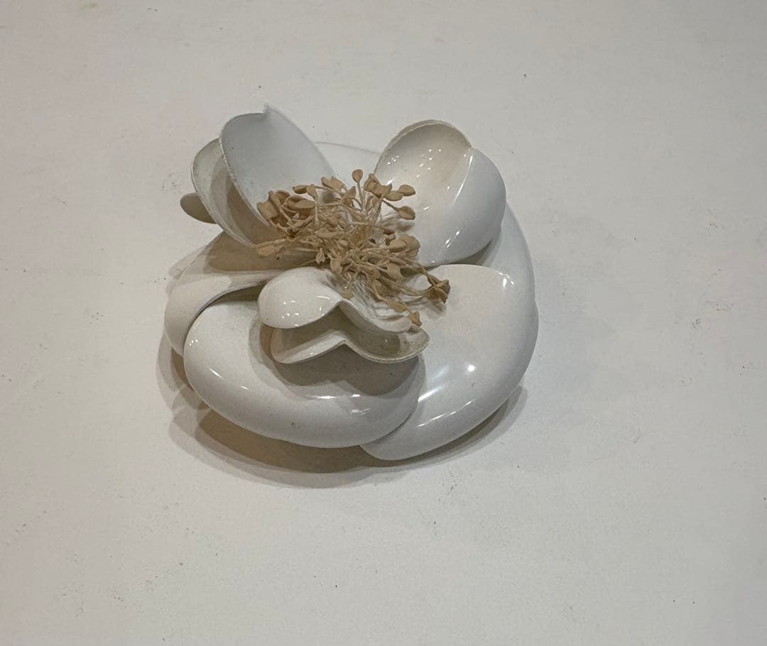 シャネル☆カメリア　コサージュ　ブローチ　ヴィンテージ　オフホワイト レア