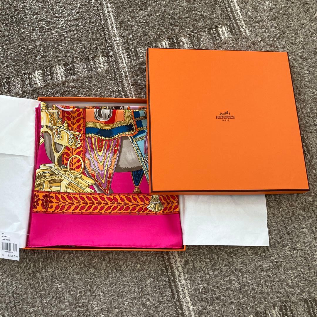 【新品未使用】HERMES エルメス スカーフ タグ付き