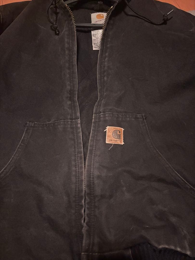 Carhartt ブラック フード付きジャケット アクティブジャケット