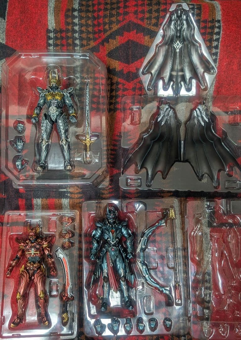 魔戒可動　ガロ　ゼン　ガイ　闇を照らす者　３体セット　牙狼