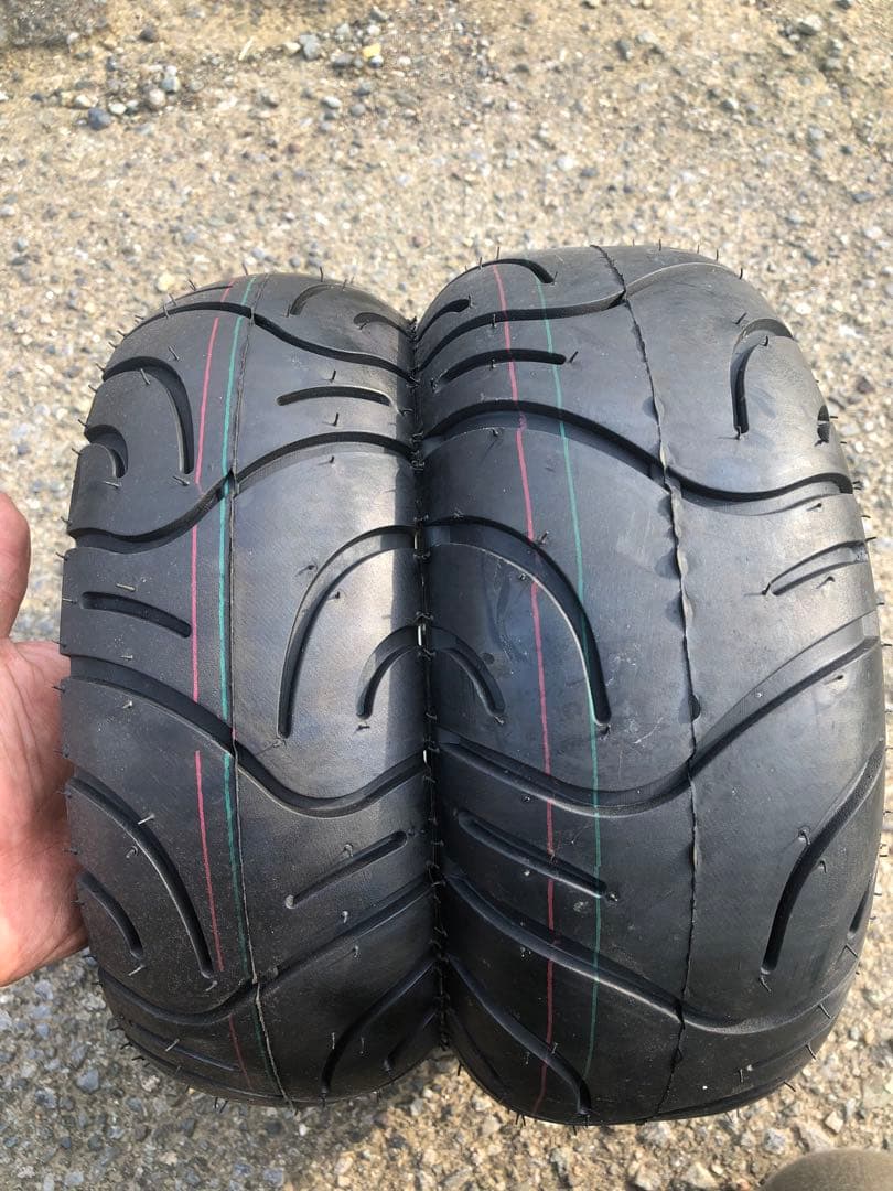 新古品　8インチ 3j/3.5j 90/65r8 130/50r8 17年製