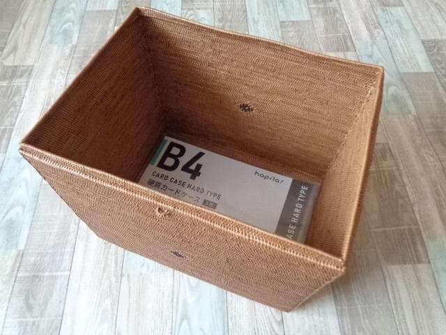 専用売却済●B4長方形ボックス1個●＆エコティッシュ3個●アタ●バリ島