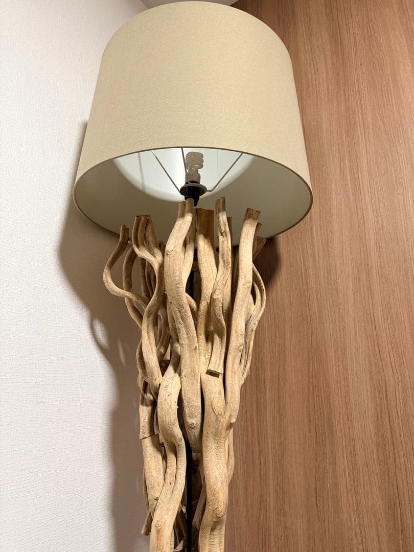 スカルトラ フロアランプ