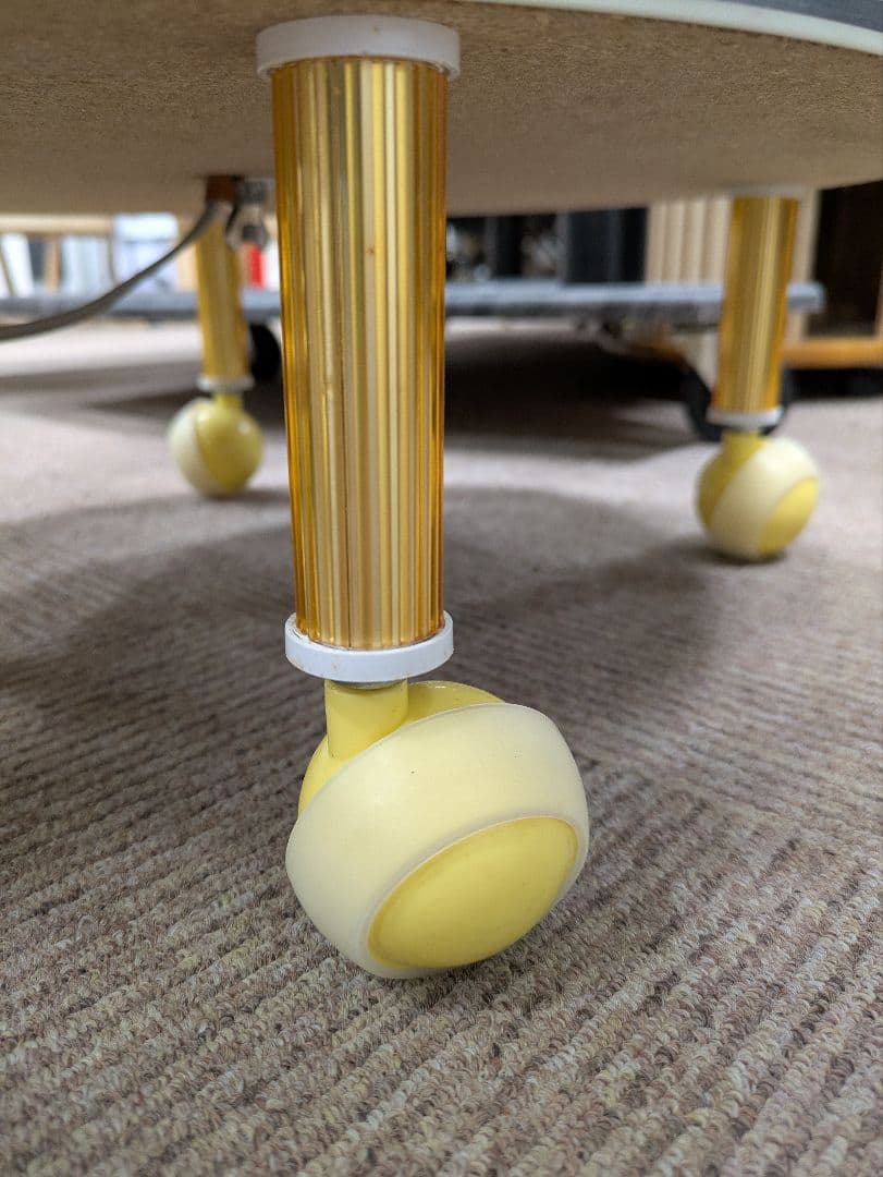 おしゃれでかわいい 昭和レトロでレトロポップなキッチンワゴン サイドテーブル 緑