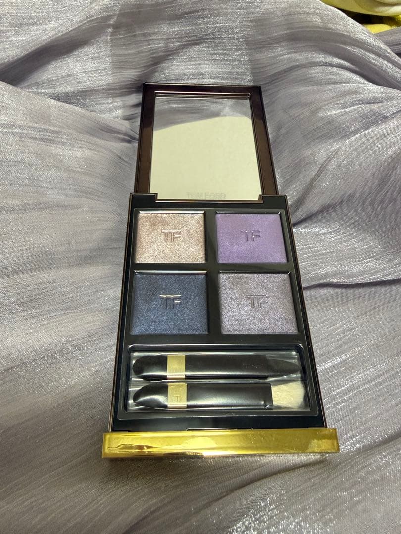 TOM FORD トムフォード　アイカラークォード　28RW デイドリーム