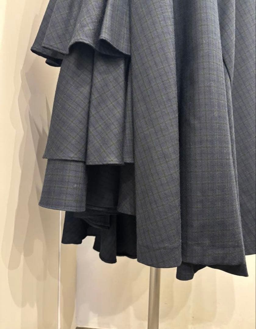 レア品[06AW]コムデギャルソン　チェック柄アシンメトリーフレアスカート