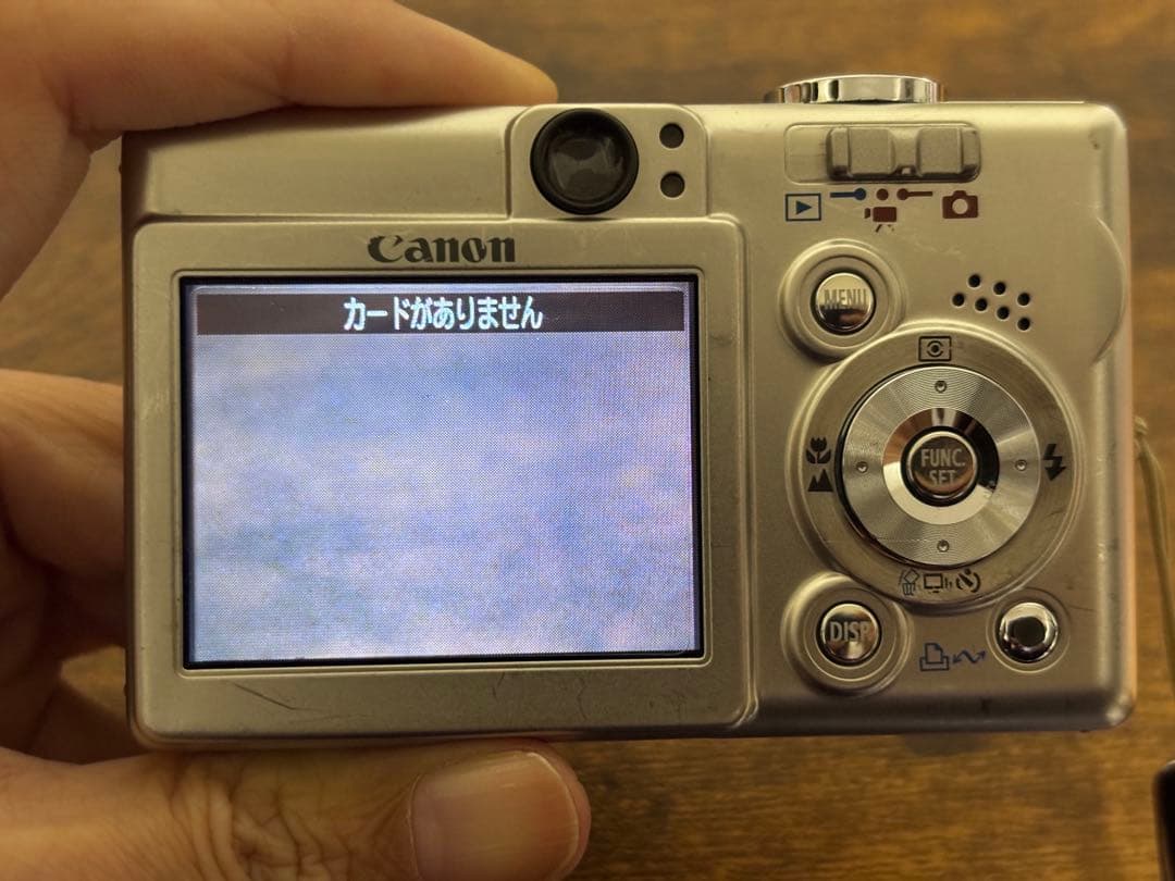 【TOKYOOWL 】Canon IXY デジタルカメラ　中古