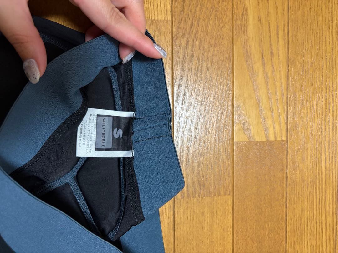 て*る様 スノーボードウェア 女性用 上下セット(その他小物込み)★クリーニング