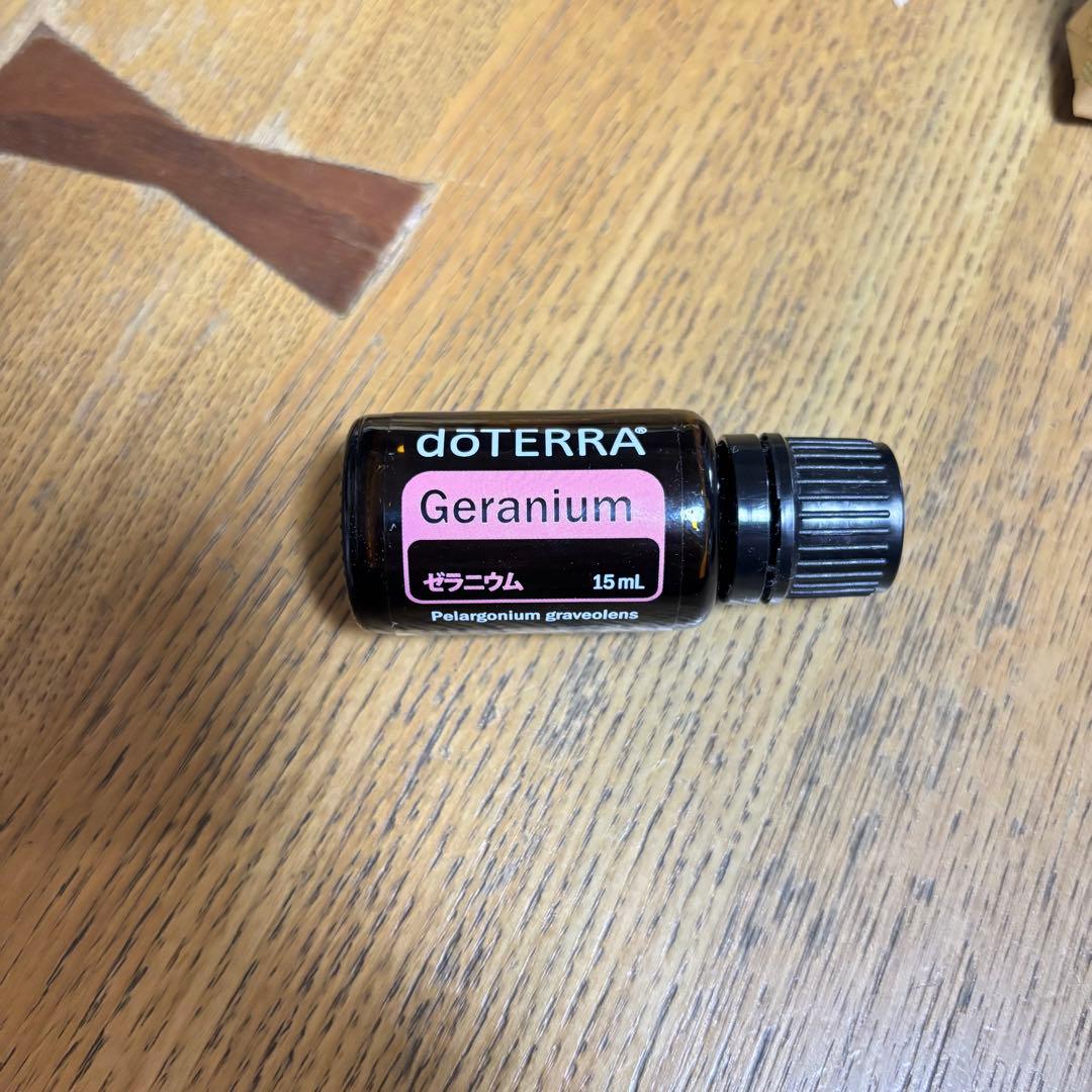 doTERRA ゼラニウム15mL - メルカリ
