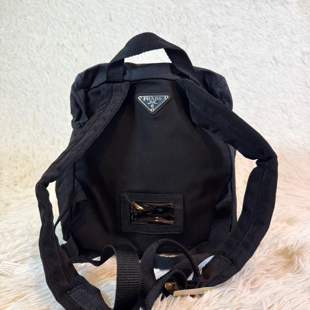 超人気✨プラダ　リュック　バックパック　三角ロゴ　ナイロン　ブラック