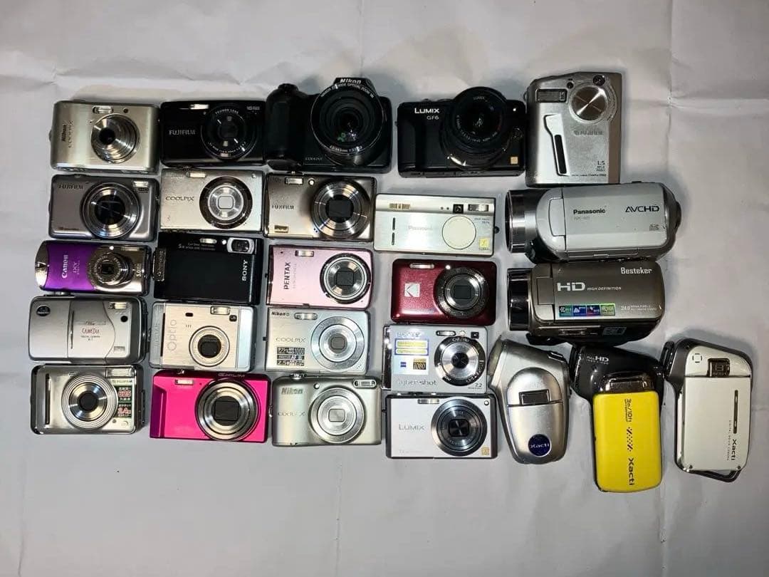 ジャンク】デジカメ 4点まとめ売り ジャンク】デジカメ 3点まとめ売り