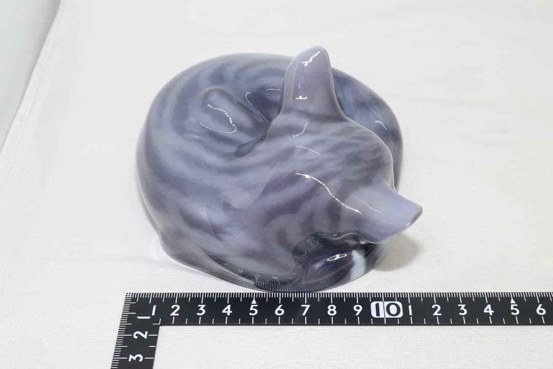 希少 ロイヤルコペンハーゲン フィギュリン 眠り猫 ねむり猫 - メルカリ