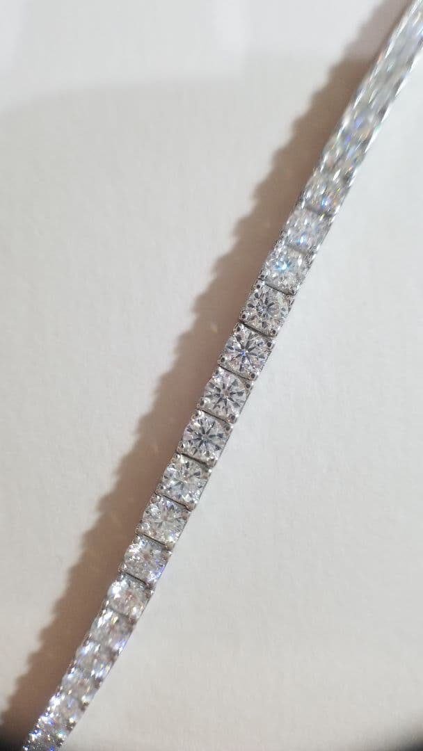専用！値上げ前ラスト1本！最高級モアサナイト 3ミリテニスブレスレット