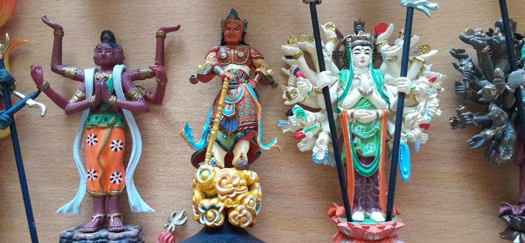 カバヤ 世界の神話 仏教シリーズ + 向吉悠睦の世界 現代佛像 (35