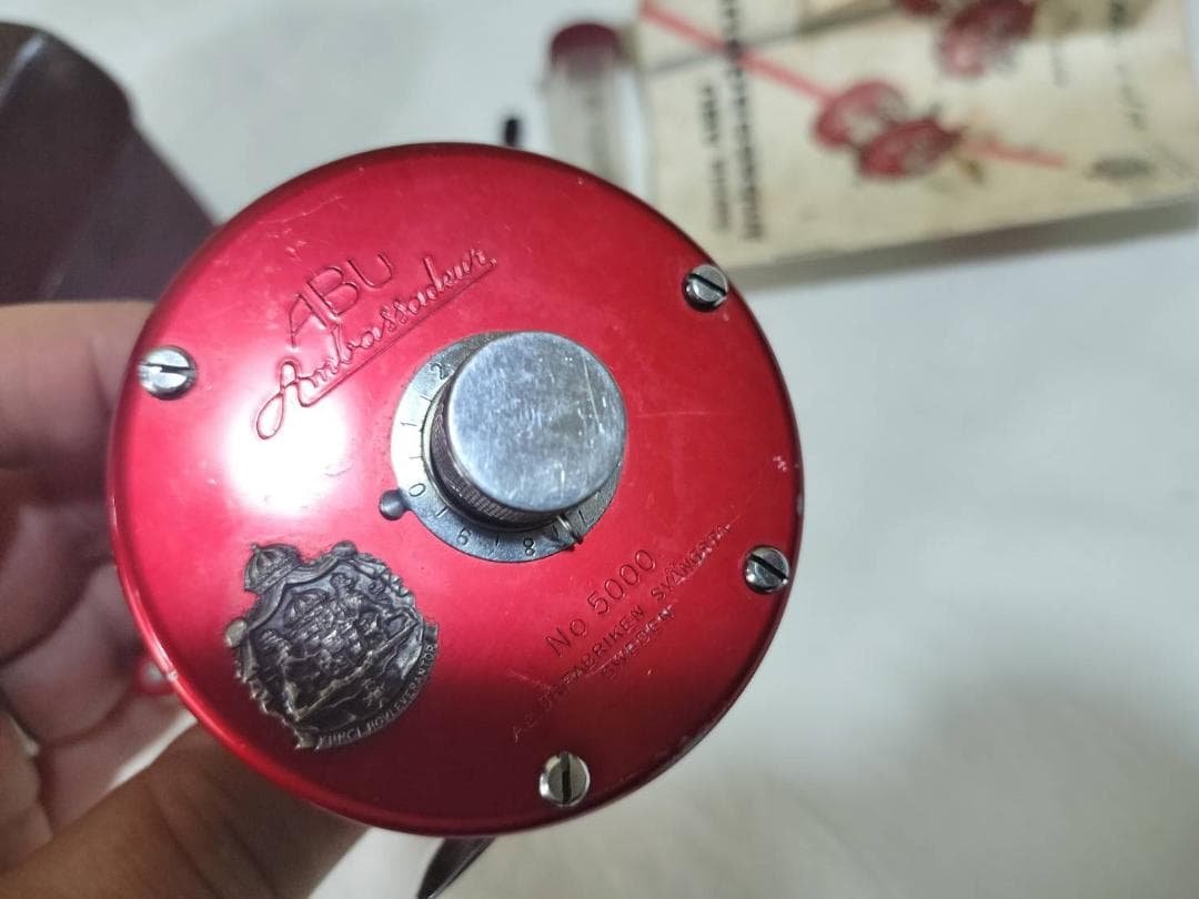 ABU GARCIA アブ アンバサダー 5000 4ネジ 赤 #435709 オールド アブ