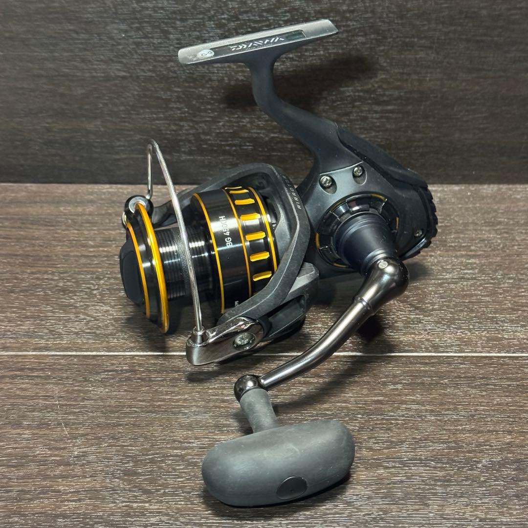美品 ダイワ 16BG 4500H