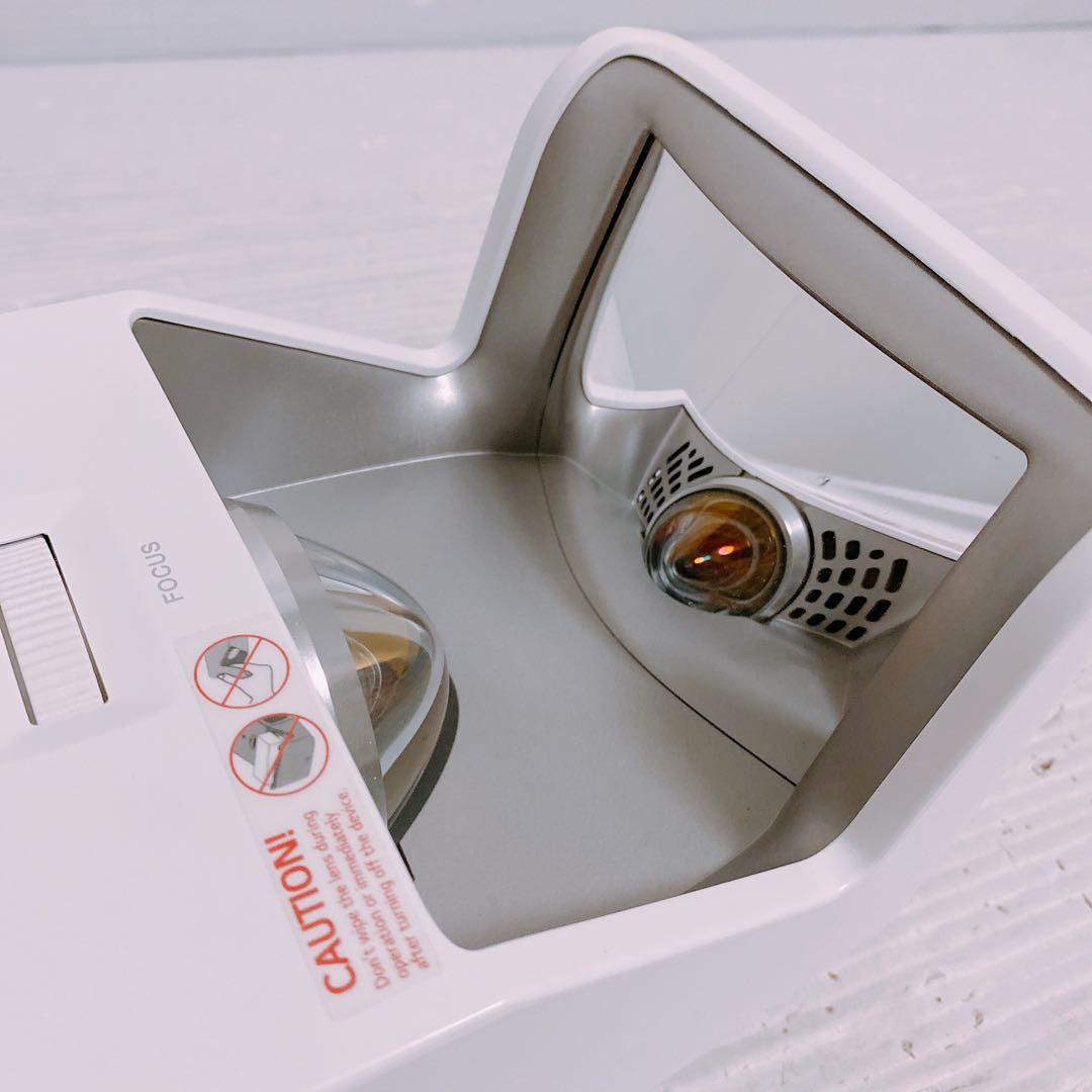 LG 超短焦点LEDプロジェクター HF65LS