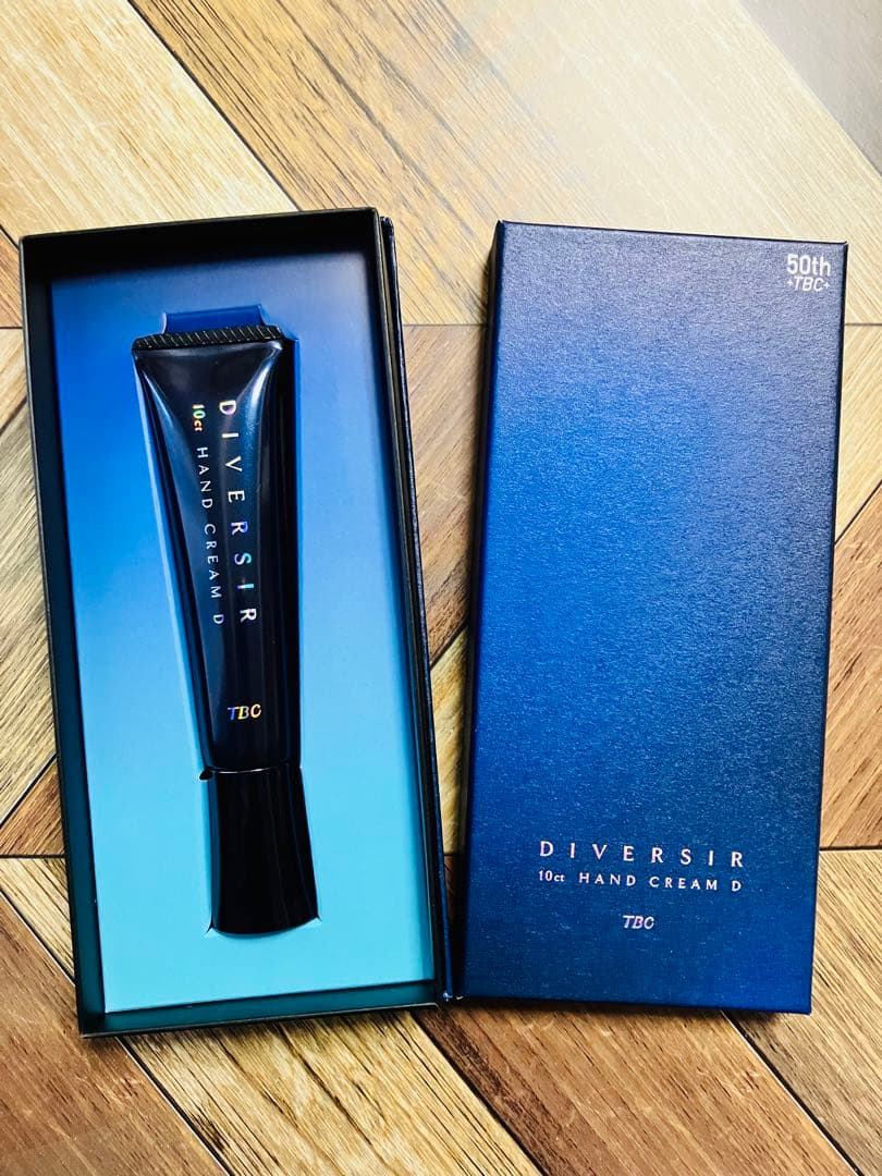 DIVERSIR 10ct ハンドクリーム D 24g - メルカリ