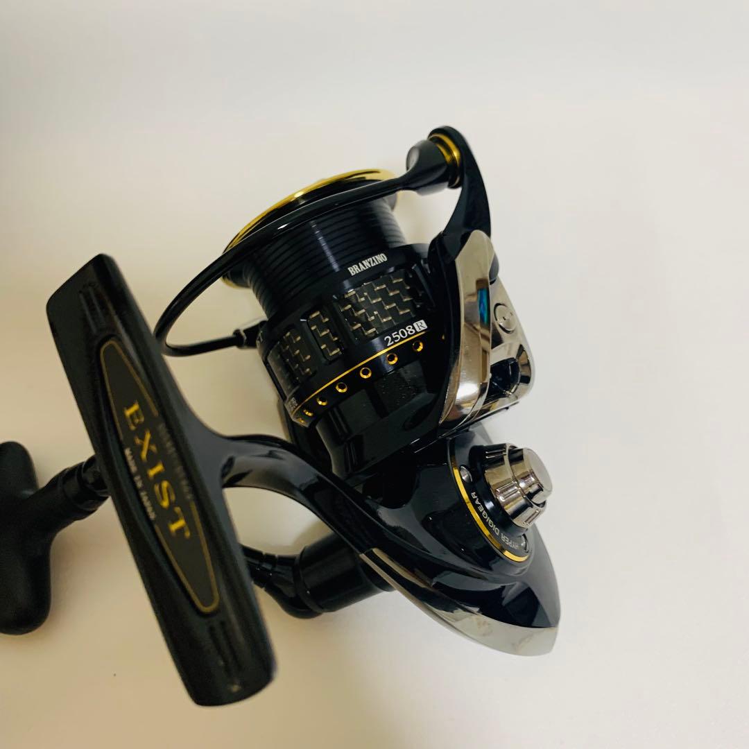 希少 ダイワイグジスト スピニングリール 2508R