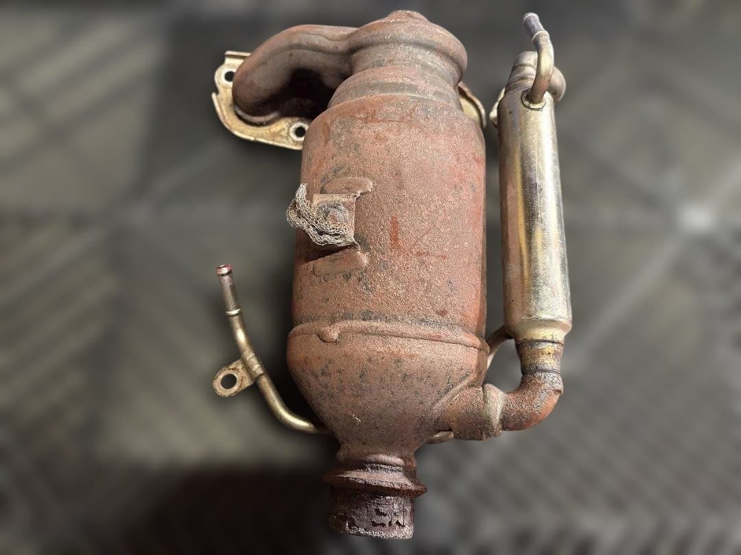 ☆ 触媒 ダイハツ 6角 タント LA600S 素材用 レアメタル☆iiii - メルカリ