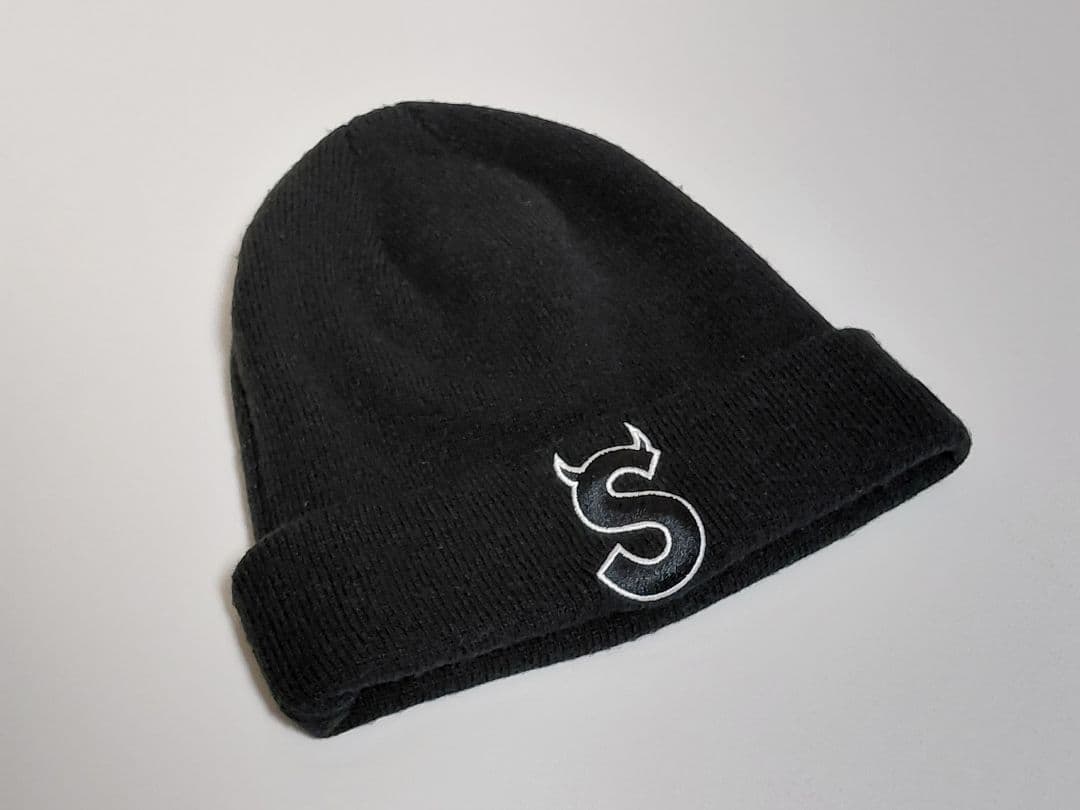 Supreme　New Era　S Logoツノ　Beanie　\"Black\"