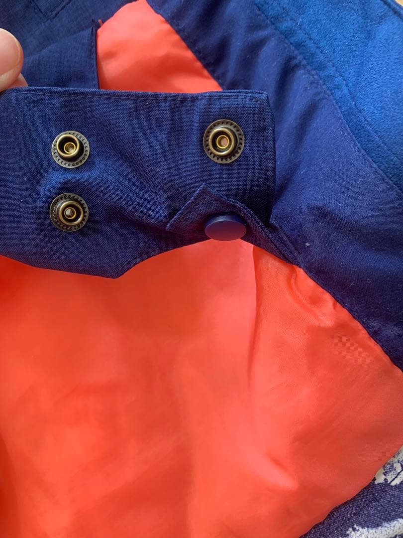 女性用スノーボードウェア フード付き Roxy