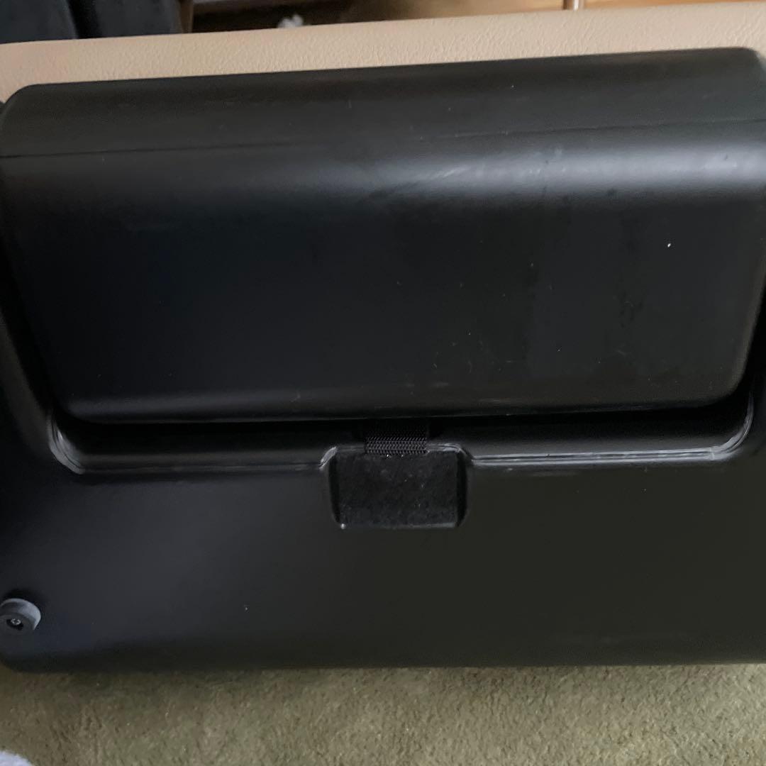 トヨタ純正　オットマン　2つ　エスクァイア、ヴォクシー、ノア