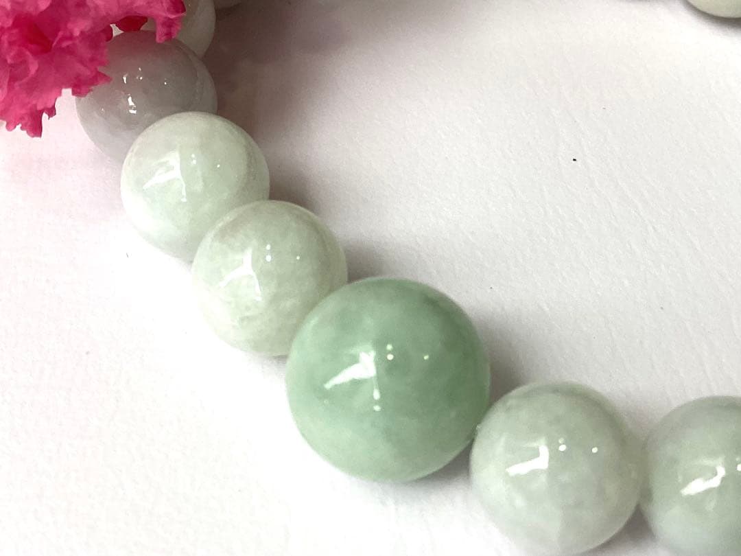 ✳業者様にもおすすめ‼️糸魚川翡翠硬玉ブレスレット　本物保証品です‼️ 鑑定機関鑑別