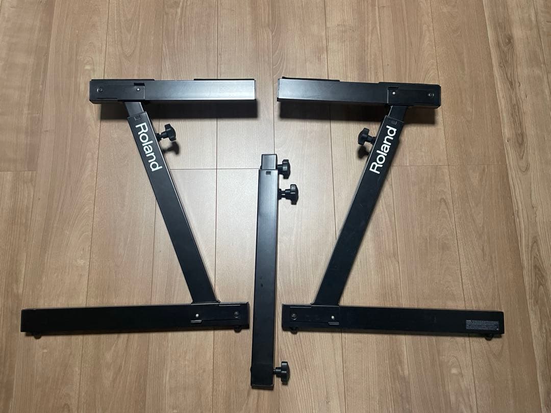 みんなのさとさん様専用！ Roland 廃盤 キーボードスタンド Z型 黒