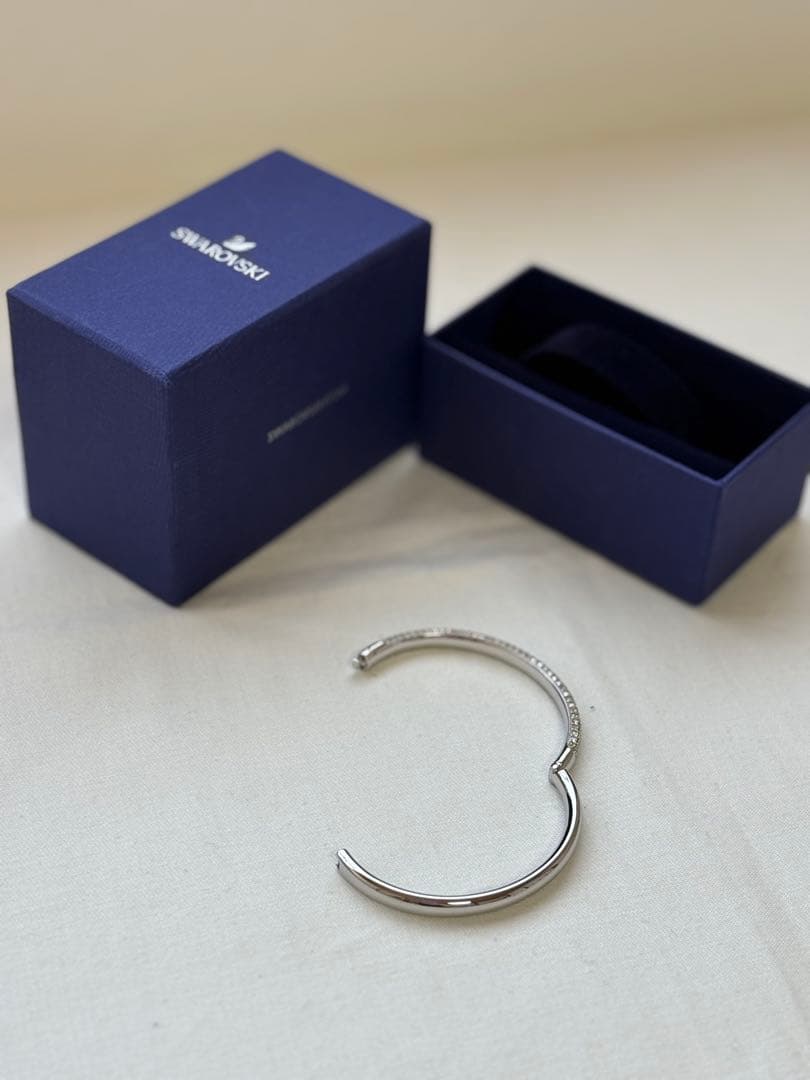 Swarovski シルバー バングル ブレスレット