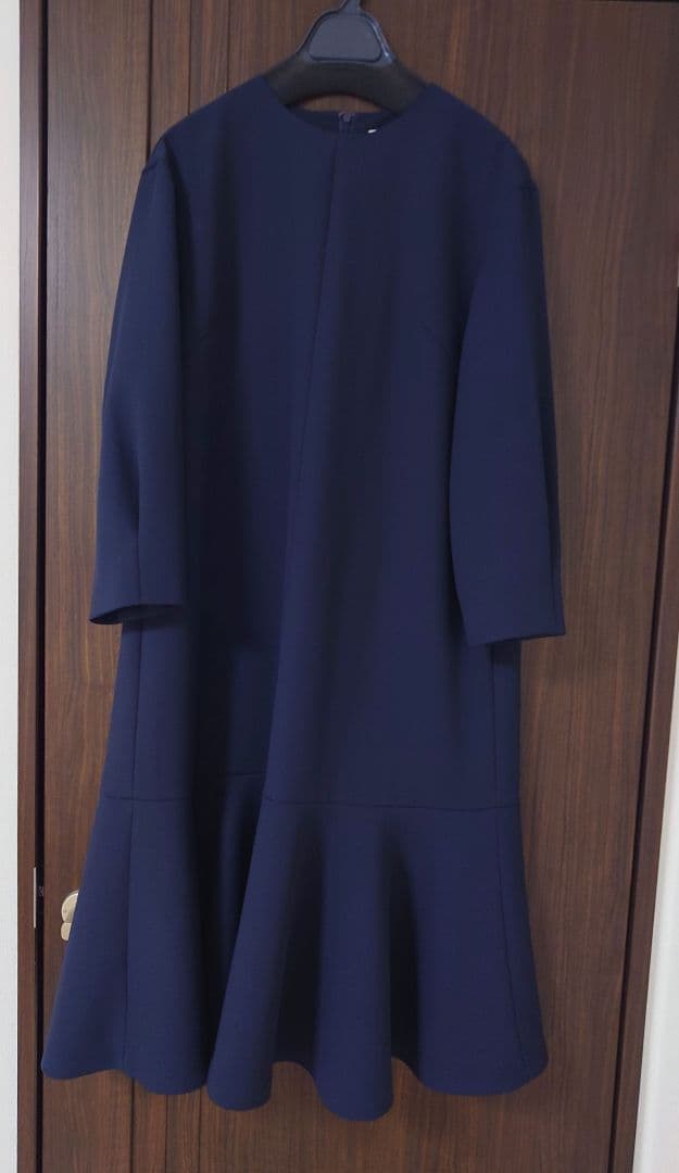 ADORE 2024ss　クリアボンディング ワンピース　紺