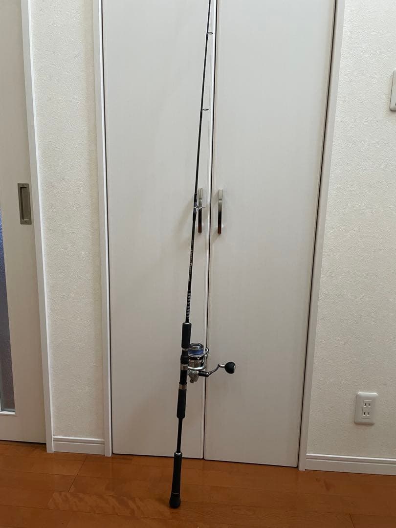 【引取限定】RYOGA ジギングロッド付き、スピニングセット、小物多数