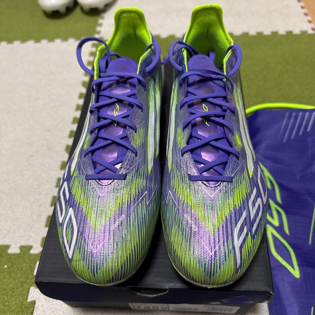 F50 ELITE /土・人工芝用 《24.5cm》