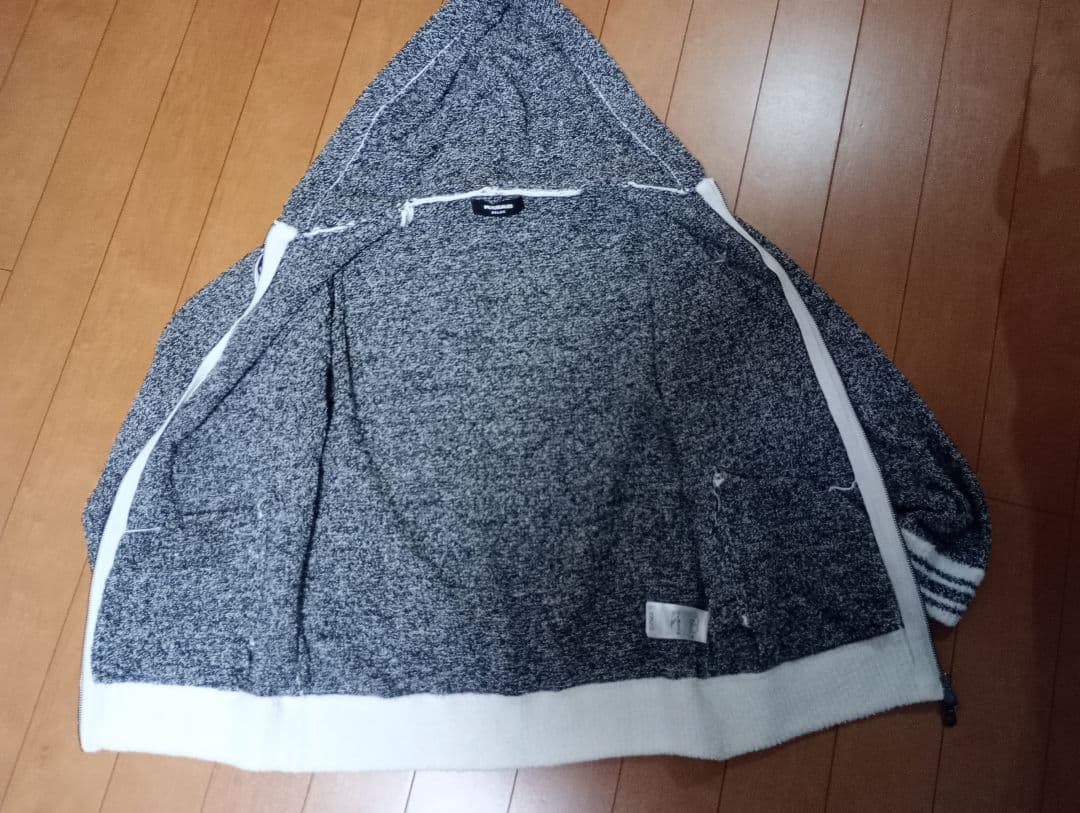 1PIU1UGUALE3 RELAX　ラインニットパーカーセットアップ