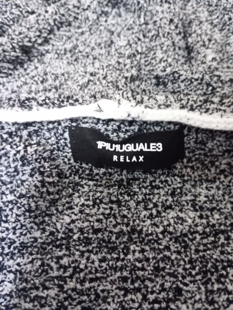 1PIU1UGUALE3 RELAX　ラインニットパーカーセットアップ