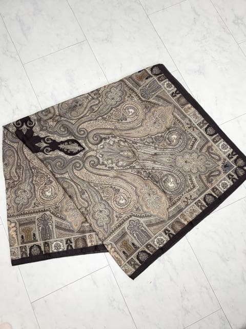 新品未使用★エトロ 毛＆絹 特大判スクエアスカーフ グレー、ベージュ ペイズリー