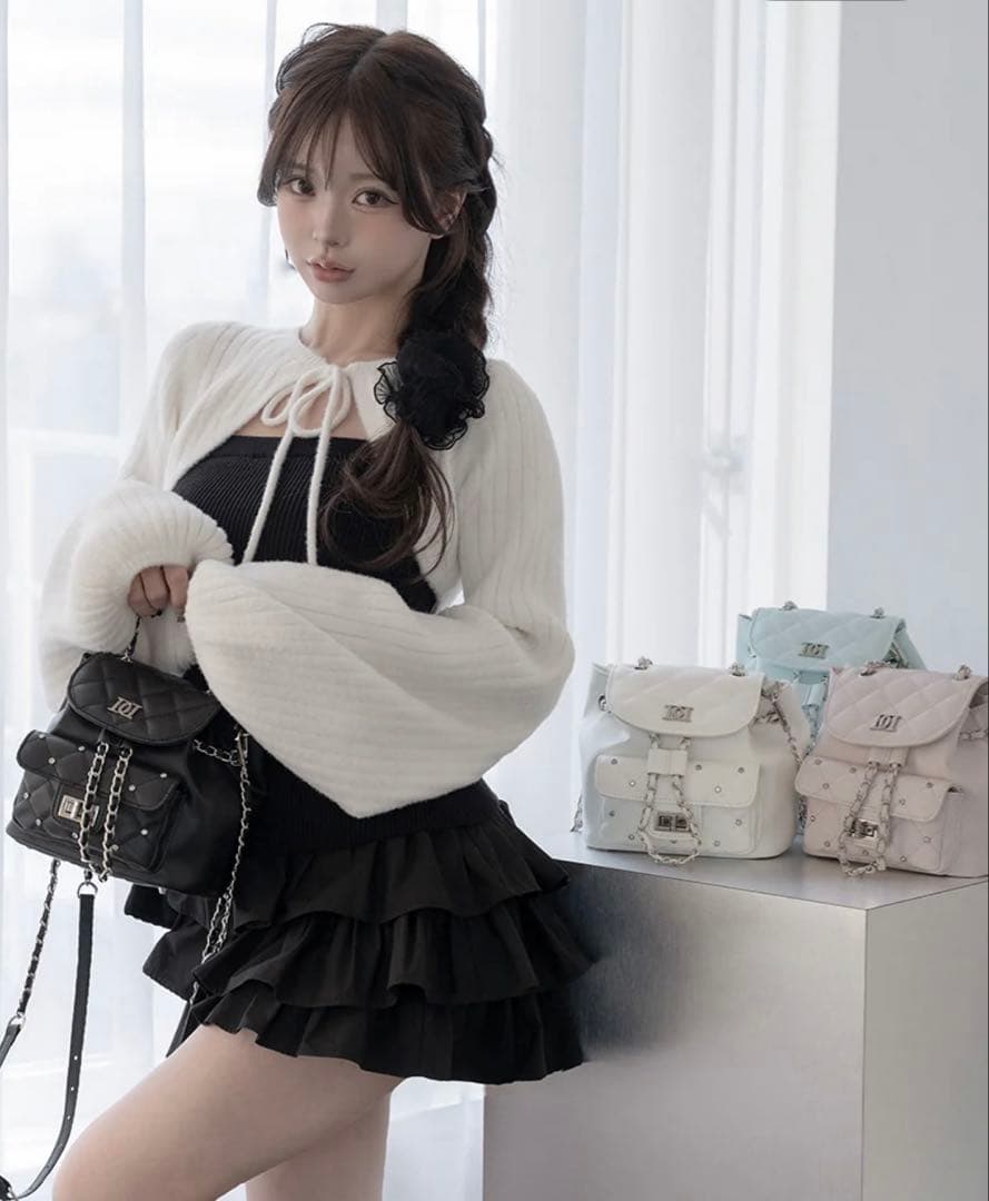 ダーリッチ Darich キルティングビジューミニリュック