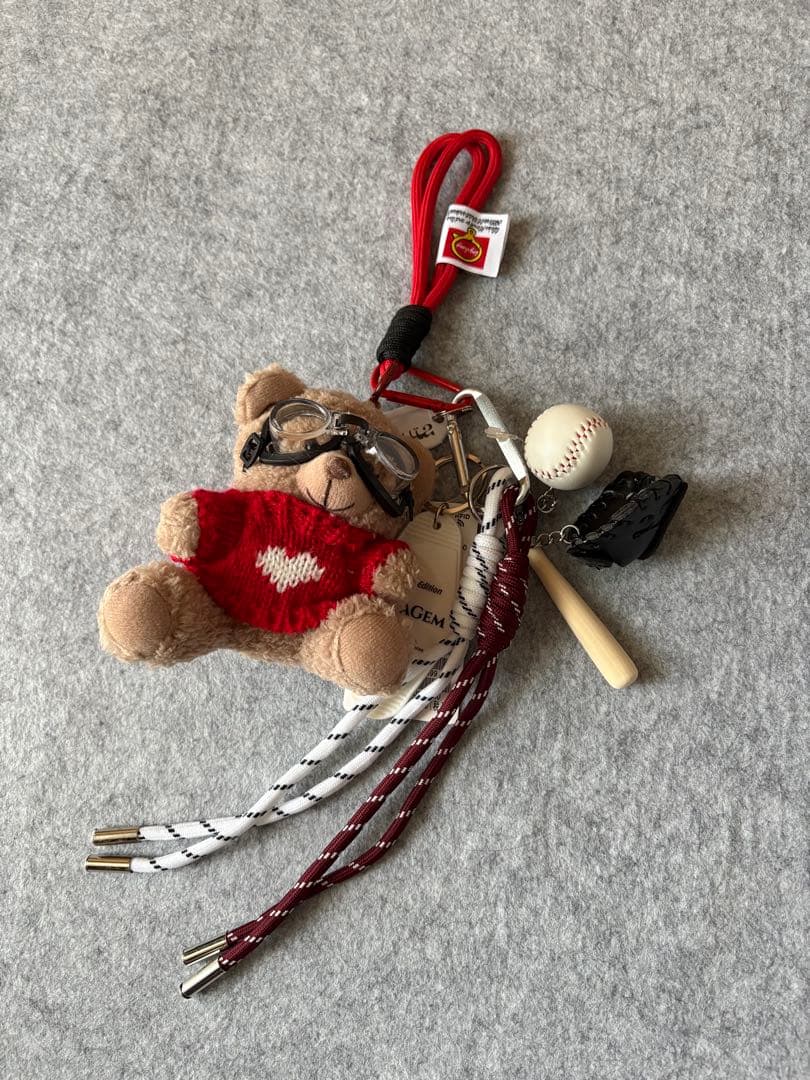 アパルトモン別注 SHOUIA BASEBALL Charm ベア チャーム - メルカリ