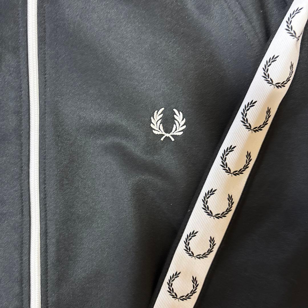 FRED PERRY トラックジャケット M