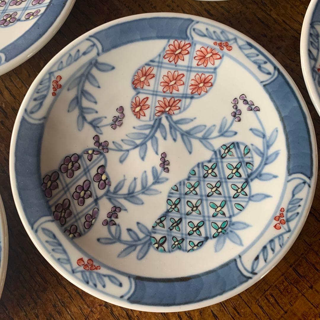 佐藤走破 五代 有田焼 皿 四寸皿 染錦辻が花文 箱付き - メルカリ