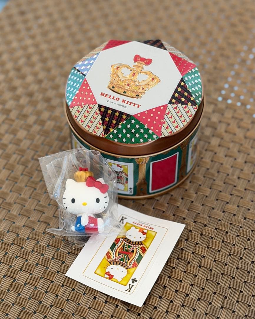 オルゴール ルミネ ハローキティ ガチャ&青山デカーボ ハローキティの